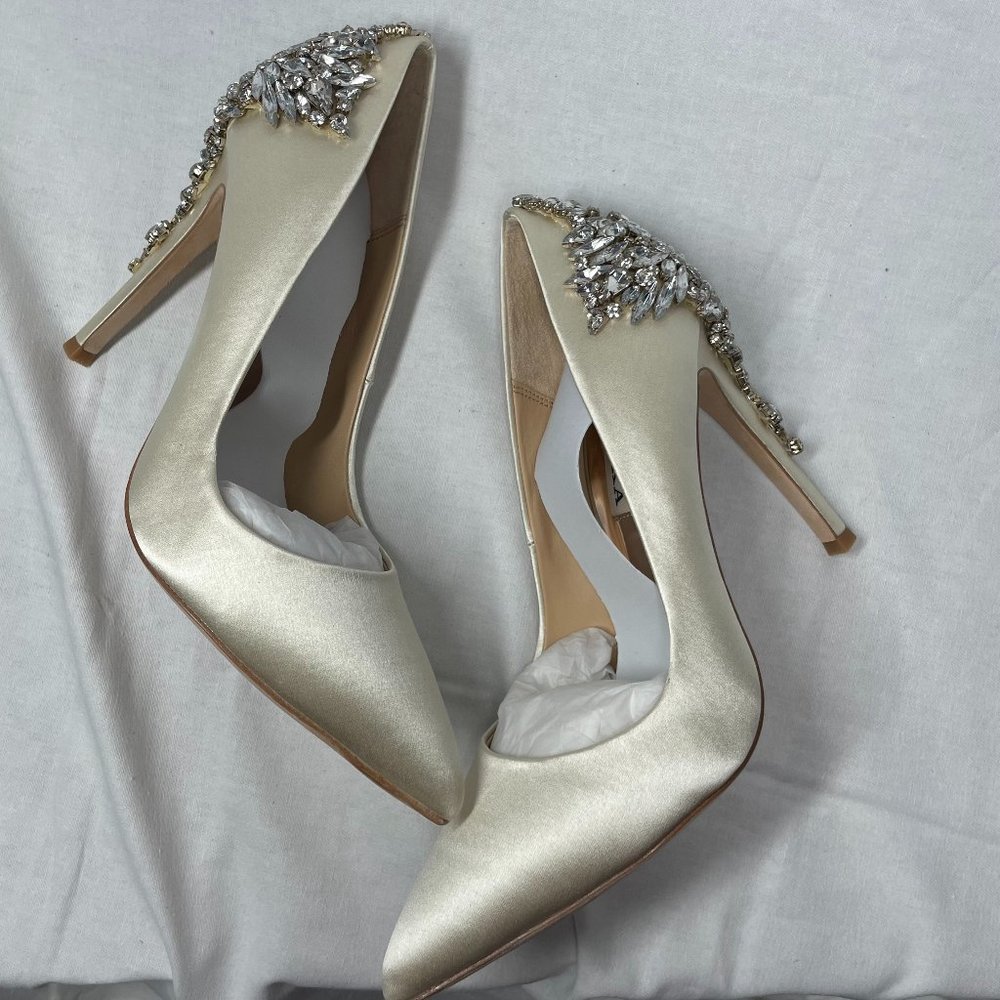 Badgley Mischka Gorgeous Rhinestone Embellished Heels, sz 5